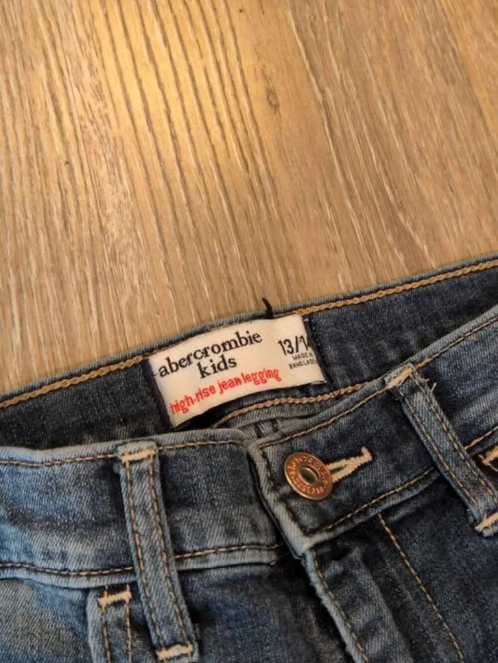 Abercrombie Kids High-Rise Ripped Distressed Jean Leggings Size 13/14